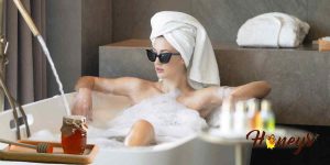 Read more about the article Honey For A Luxurious Bath And Soak